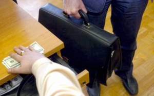 Каждый десятый кандидат в депутаты - коррупционер