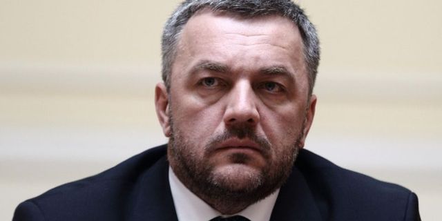 Экс-генпрокурор Махницкий живет на три семьи. Фото