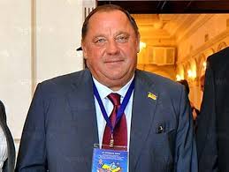 Ректор-утікач Петро Мельник очолив виборчий штаб забудовника