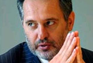 Дмитрий Фирташ пытается заблокировать приватизацию Одесского припортового завода