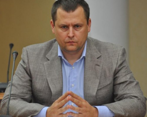 Борис Филатов из банды Коломойского-Корбана подкупает избирателей блинами и бесплатным Wi-Fi