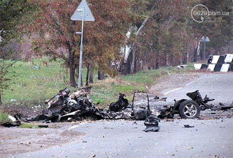 У Маріуполі диверсанти підірвались в авто під час атаки військової колони