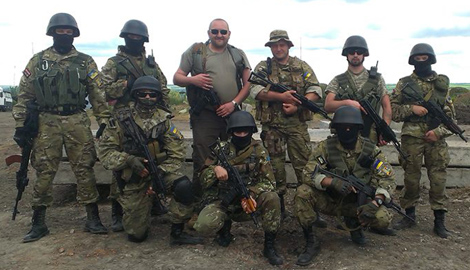 Как казаки из «Правого сектора» в добровольческий батальон «ДНР» записывались