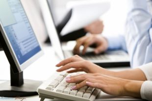 Война компроматов: предвыборная грязь заливала Сеть