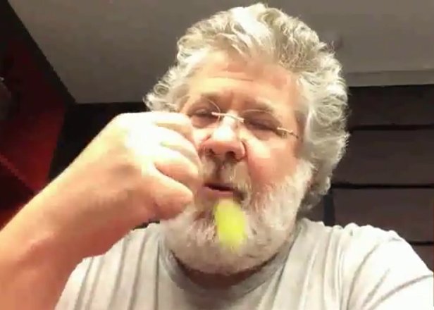 Пьяный Коломойский: «В фашистской Германии меня бы расстреляли за предательство». ВИДЕО 18+