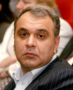 Жванию прокатили с победой – не помогла даже попытка сорвать выборы