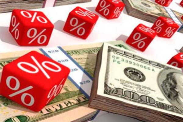 Банк «Стандарт» выплатил депозиты уже половине вкладчиков банка «Золотые ворота»