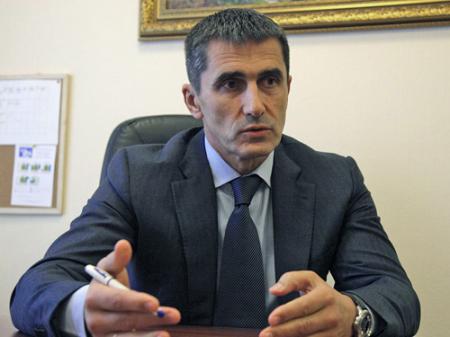 Призрак люстрации в прокуратуре, или "шустрый да быстрый" Виталий Ярема