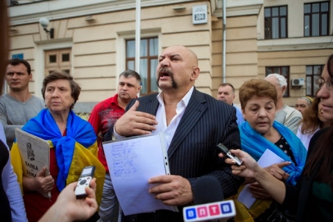 Технический кандидат экс-мэра Бердянска Валерия Баранова, требует в суде повторного подсчета голосов