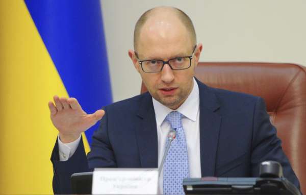 Спецсчета по НДС: Яценюк — Азаров наших дней