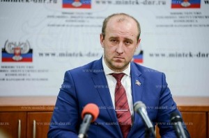 Забавы в ДНР: арестовывают своих же министров