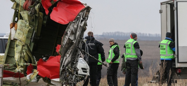 Захарченко свалил вину за сбитый боинг на Голландию