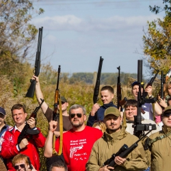 Семьи украинских резервистов попадают в кредитное рабство к алчным банкирам