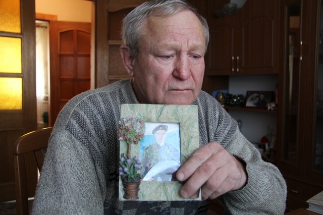 Отец погибшего на Донбассе российского террориста: сына испортила Чечня