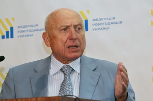 «Золотой батон» для Владимира Лукьяненко