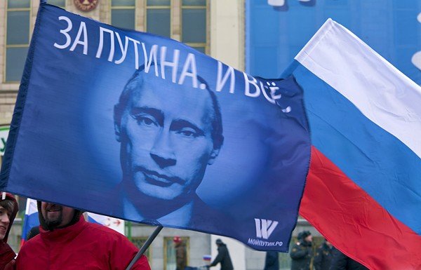 Культ личности Путина: путь от топтуна до диктатора