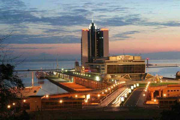 Одесские страсти: борьба за хлебное место