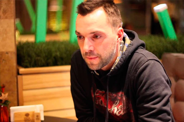 Алексей АРЕСТОВИЧ: Половина Украины хочет закончить жизнь коллективным самоубийством (ВИДЕО)