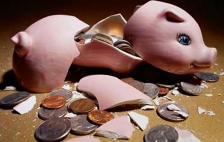 «Лопнул» ещё один банк подельников Януковича