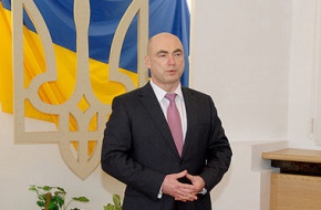 Владимир Евдокимов уволен с должности первого замглавы МВД и назначен в АПУ