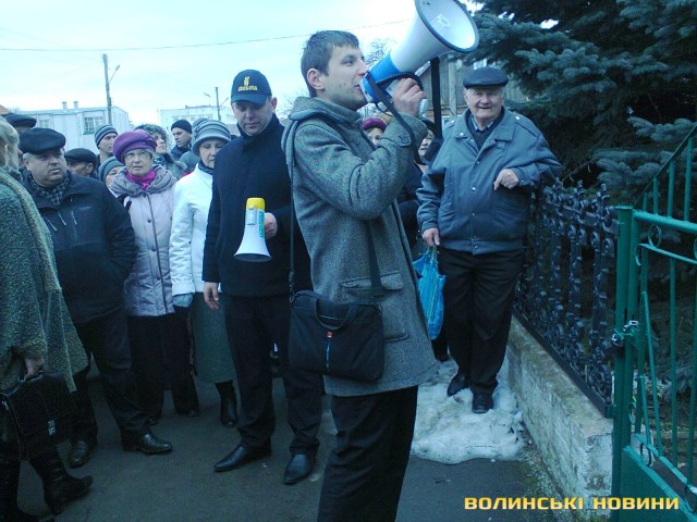 ПРОКУРОРА У ВОЛОДИМИРІ-ВОЛИНСЬКОМУ ЛЮСТРУЮТЬ