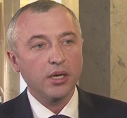 Калетник три раза передарил депутатскую квартиру, чтобы оставить ее «в семье». ВИДЕО