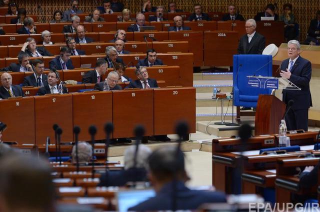 Стало известно кто не голосовал за лишение России права голоса в ПАСЕ