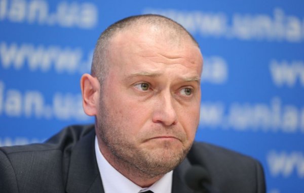 Обстреляли машину Яроша