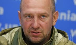 КОМБАТ "АЙДАРА" МЕЛЬНИЧУК ОБЕЩАЕТ ПОЖАЛОВАТЬСЯ В ГПУ НА "НЕДОРЕФОРМЫ" МИНСОЦПОЛИТИКИ