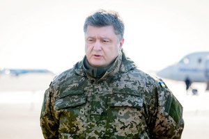Порошенко сообщил об освобождении 139 украинских бойцов