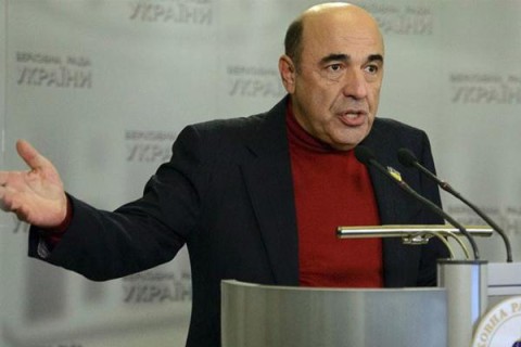 Рабинович: Власть не останавливает гривну, чтобы нажиться на кредитах