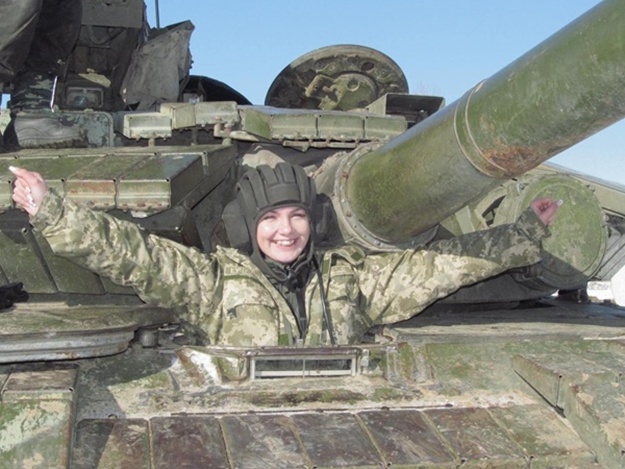 Единственная в Украине женщина-танкист: "Подмигивали все, даже женатые"
