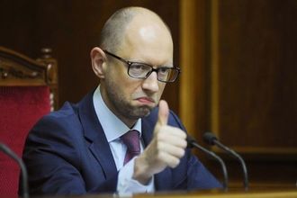 "Разбор полетов". Год премьерства имени Яценюка: что обещал и к чему пришел