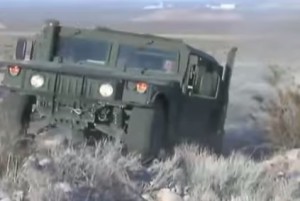 Бійці АТО випробували американські “Хаммери”