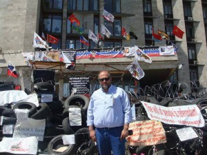 Бывший сотрудник ОБСЕ угрожает мариупольскому журналисту