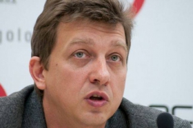 Политик: Право на доходы будет в руках одного олигарха – Порошенко