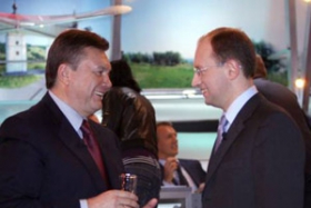 Как правительство Яценюка покрывает преступления Януковича? Коррупционные схемы в цифрах