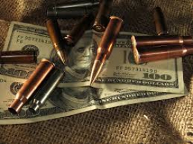 Почему в разгар войны Украина продолжает продавать свое оружие