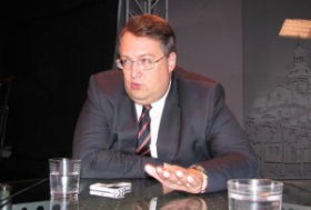 Геращенко назвал имя покровителя Бочковского