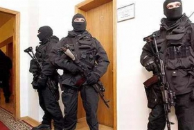 Политологи признают обыски в МВД правильными