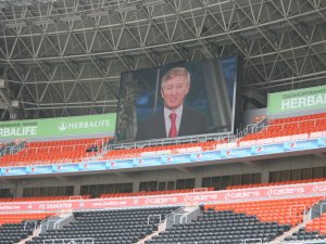 Экс-главарь ДНР рассказал, как Ахметов содержит боевиков и объяснил, почему не взяли Мариуполь