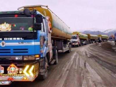 Колонна с военной техникой НАТО въехала в Украину