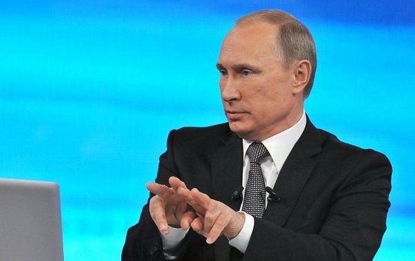 46% россиян считают «прямую линию» Путина «показухой», — опрос
