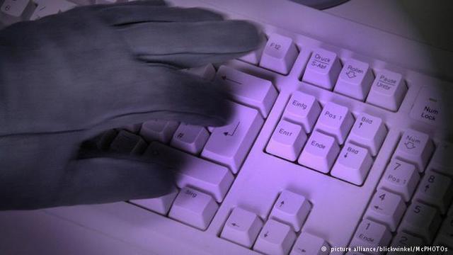 Эксперты по кибербезопасности: Хакеры из России искали информацию о санкциях