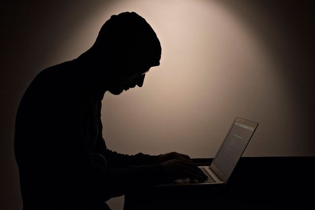 Кремлевские хакеры пытались разнюхать про санкции Запада против России