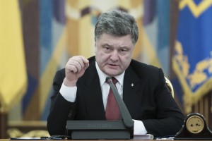 Порошенко анонсував проведення в Україні референдуму