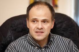 Королевство кривых зеркал Михаила Радуцкого