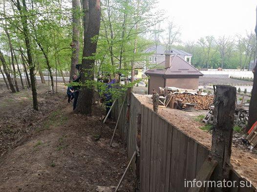 Активісти знайшли вілу заступника Авакова (ФОТО)