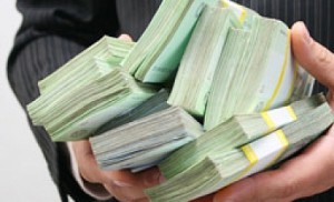 Скандал: яку пенсію отримують “слуги народу”, старо- та новорежимні