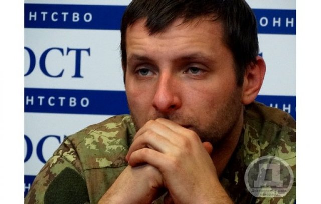 Президент намеренно уничтожает добровольческое движение, - Парасюк